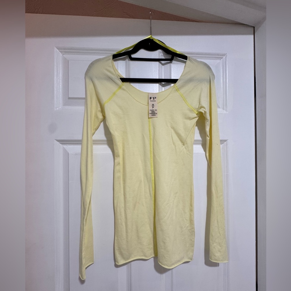 Yellow Fitted Activewear Tee